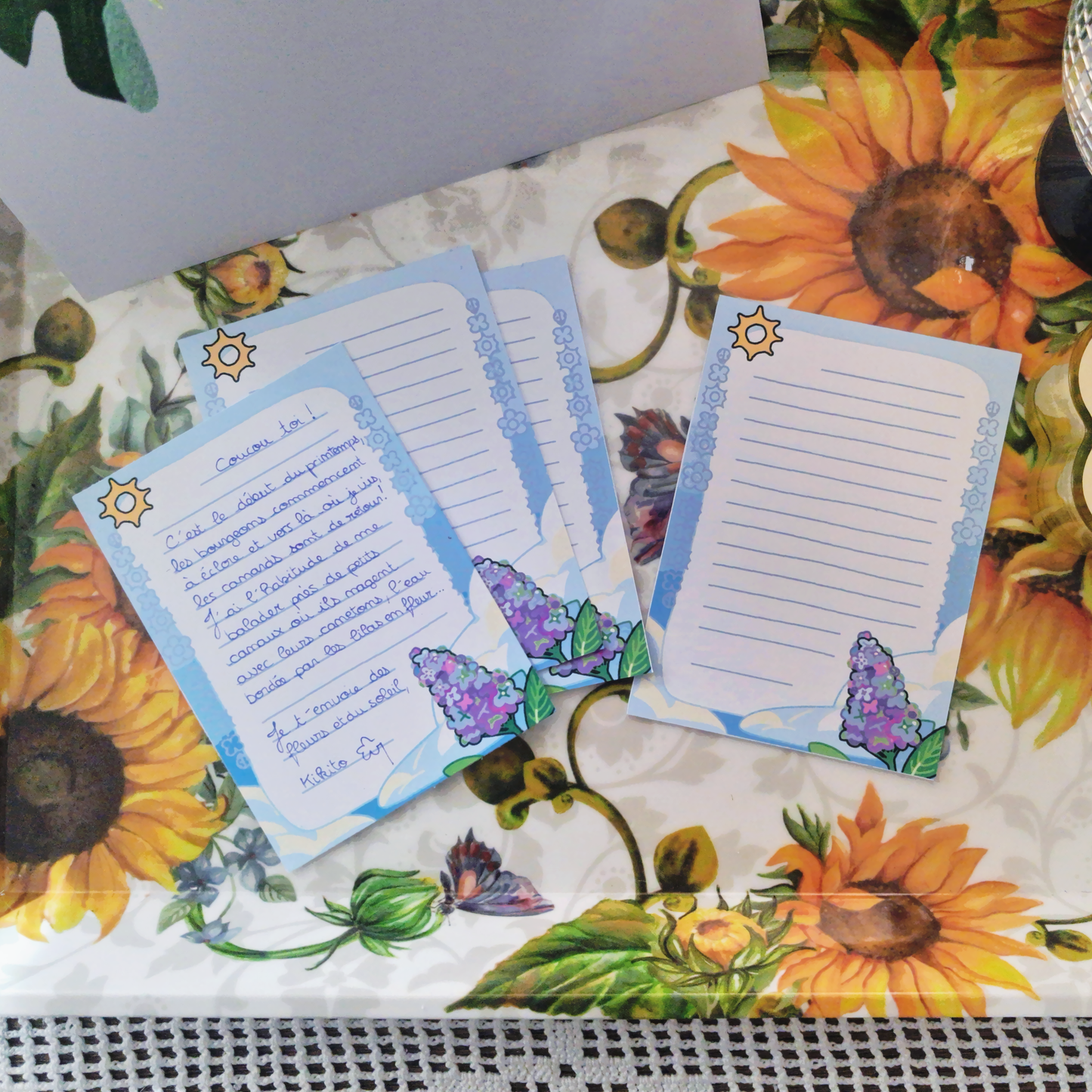 Kikito's Mail Club 💌 | Mensuel